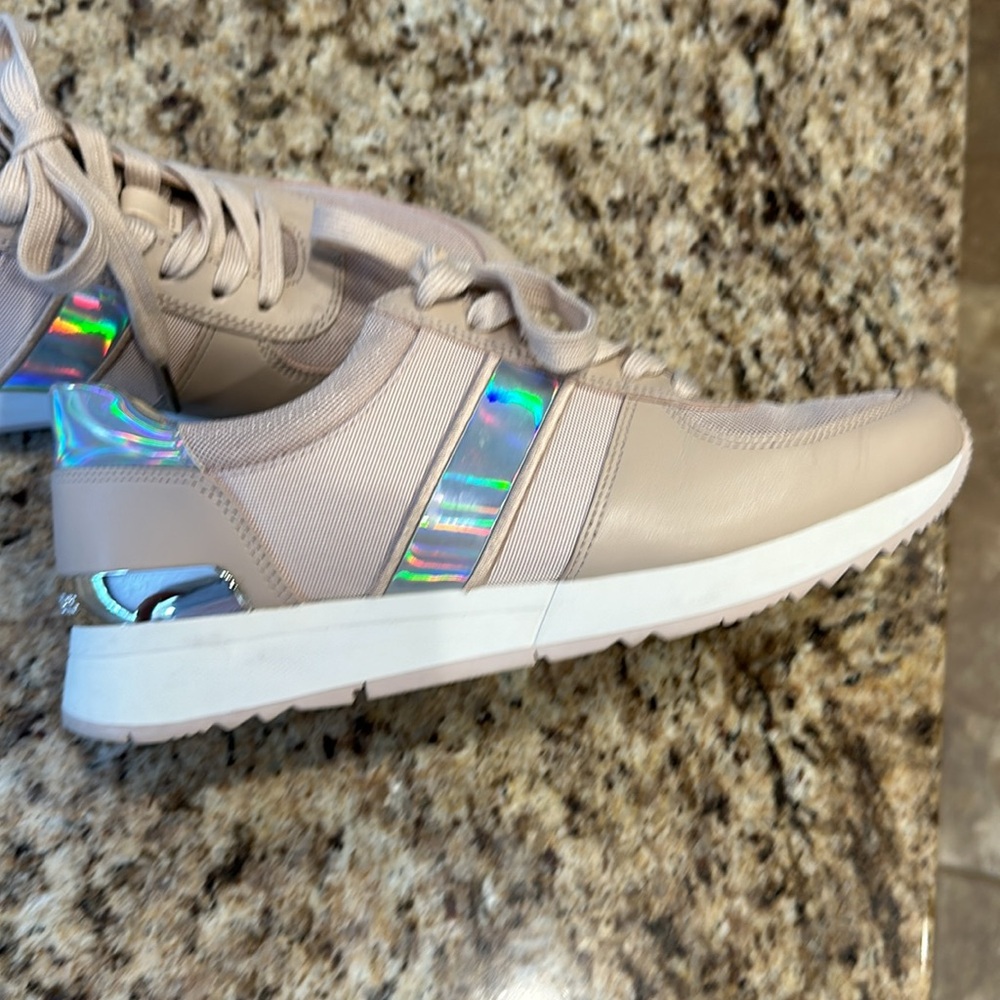 Michael Kors Allie Trainer Soft Pink 8 M. EUC.